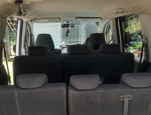 Spacious Honda Minivan for Tours & Transfers | ميني فان هوندا واسعة للجولات والتوصيل