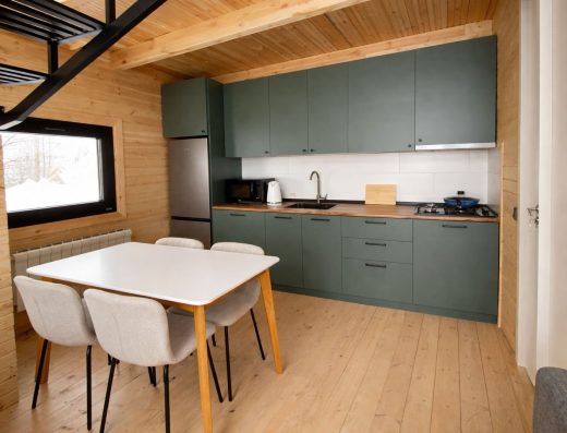 Gudauri Deka Alpine Cottages | أكواخ جوداوري ديكا الألبية