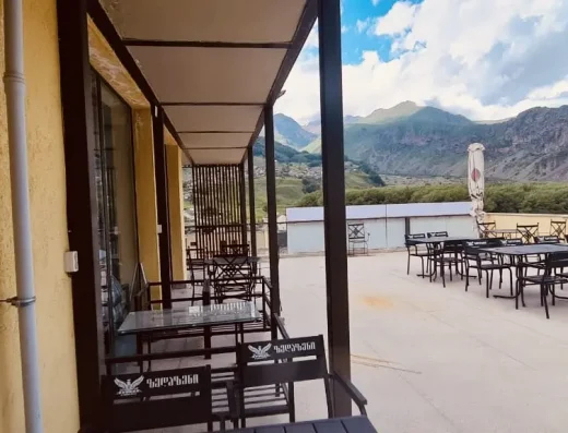 Maharajah Palace (Kazbegi) | مطعم مهاراجا بالاس كازبيجي