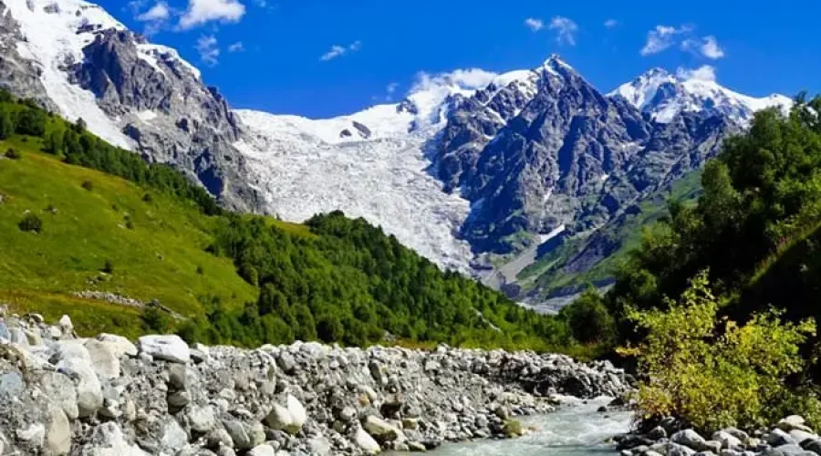 Mestia to Ushguli Trek | رحلة ميستيا إلى أوشغولي