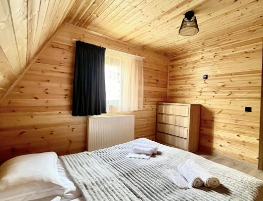 Under Hill Kazbegi Cottages | أكواخ أندر هيل كازبيغي