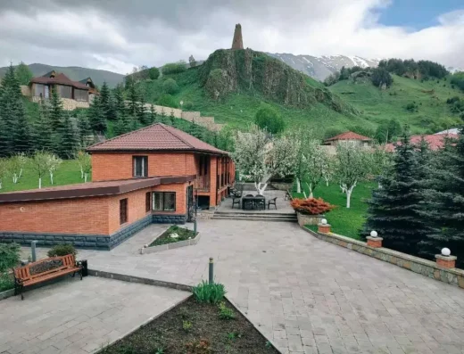 Vardisubani Villa Kazbegi | فندق وفيلات فارديسوباني كازبيغي