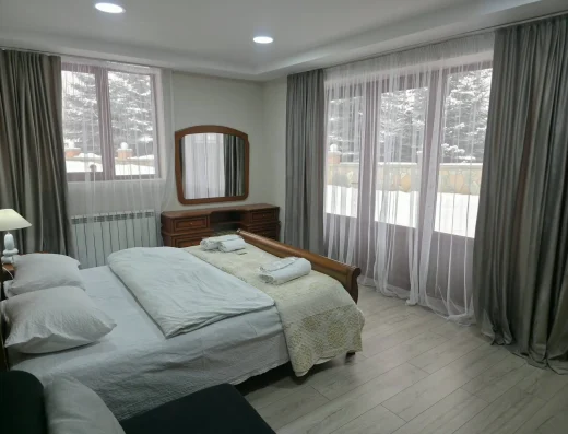 Vardisubani Villa Kazbegi | فندق وفيلات فارديسوباني كازبيغي
