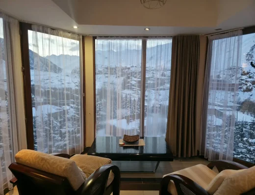 Vardisubani Villa Kazbegi | فندق وفيلات فارديسوباني كازبيغي