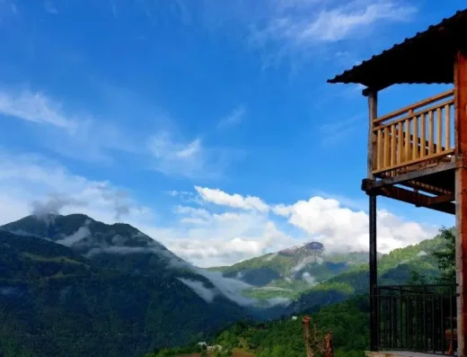 Wooden House Garetke | البيت الخشبي غاريتكي